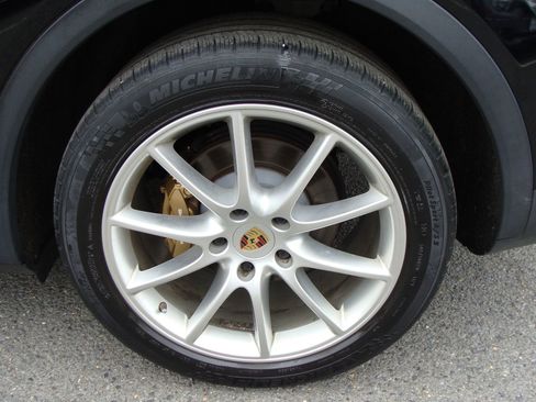 Used 2021 Porsche Cayenne AWD/4WD image 37
