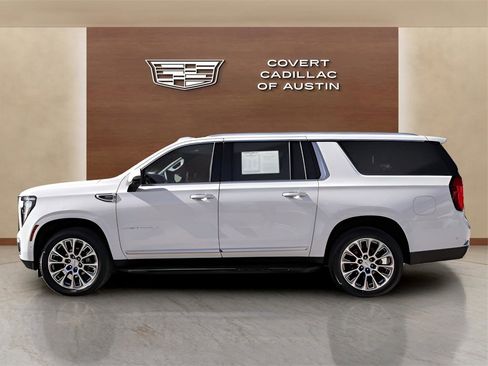 Used 2025 GMC Yukon XL Denali image 2