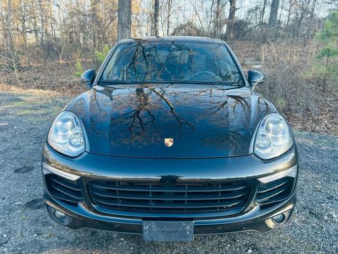 Used 2016 Porsche Cayenne S image 6