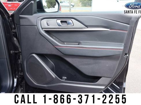 Used 2025 Ford Explorer ST-Line image 24
