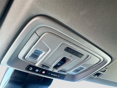 Used 2025 GMC Sierra 1500 Elevation w/ Elevation Premium Package image 20