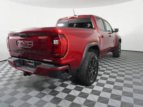 Used 2025 GMC Canyon Elevation image 8