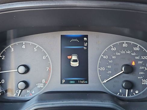 Used 2024 Toyota Corolla LE image 13