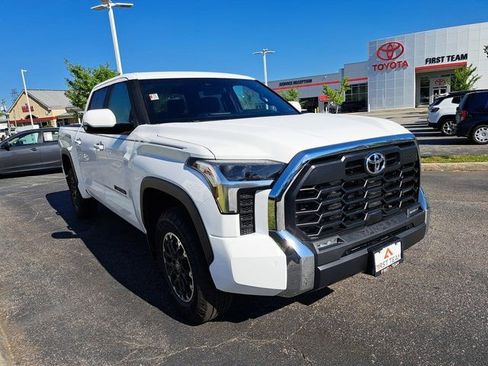 New 2026 Toyota Tundra SR5 AWD/4WD image 4