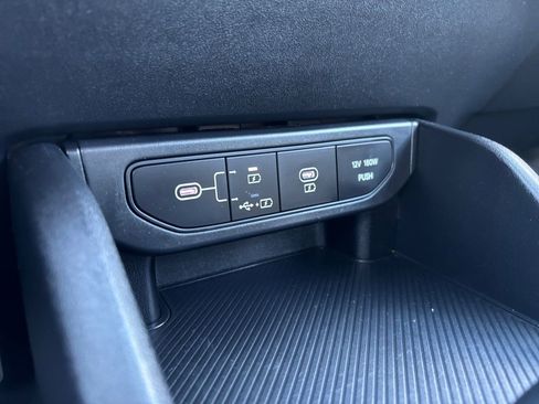 Used 2025 Kia K4 FWD image 37