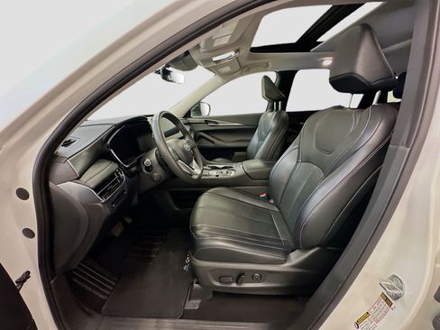 Used 2023 INFINITI QX60 Luxe AWD/4WD image 13