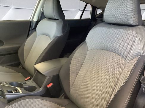 Certified 2024 Subaru Crosstrek 2.0i Premium image 4