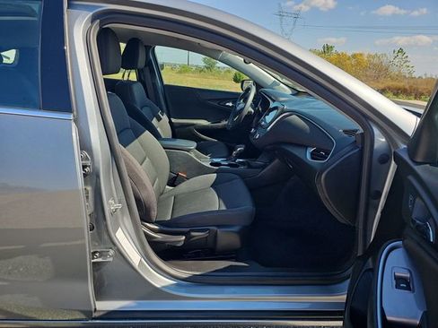 Used 2024 Chevrolet Malibu LT FWD image 27