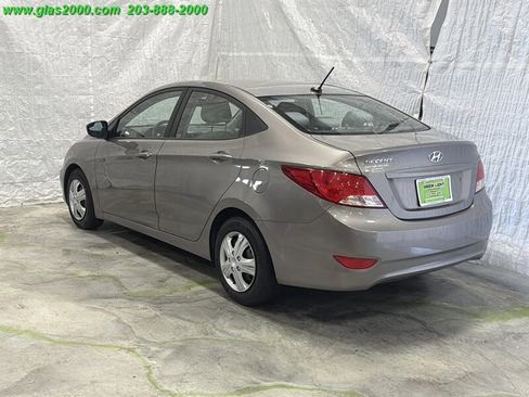 Used 2017 Hyundai Accent SE FWD image 7