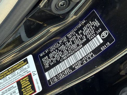 Used 2014 Toyota Camry XLE w/ Leather Package image 27