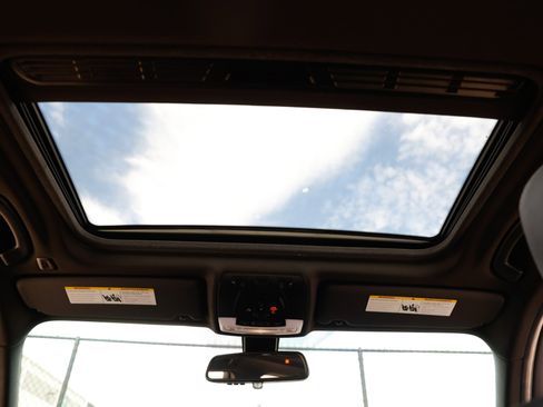 Used 2017 BMW 340i xDrive Sedan image 28