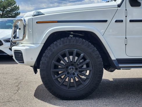 Used 2025 Mercedes-Benz G 550 image 9