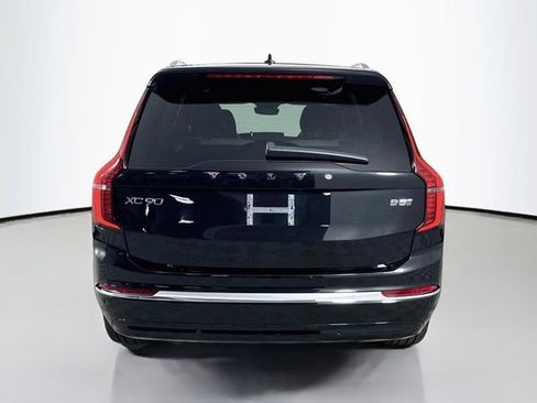 Used 2026 Volvo XC90 B5 Plus w/ Protection Package AWD/4WD image 6