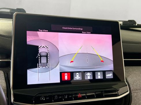 Used 2022 Jeep Compass Latitude w/ Sun and Sound Group image 13