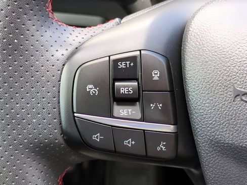 Used 2023 Ford Escape ST-Line w/ Tech Pack #1 FWD image 21
