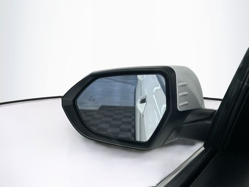 Used 2025 Hyundai Kona SEL FWD image 16
