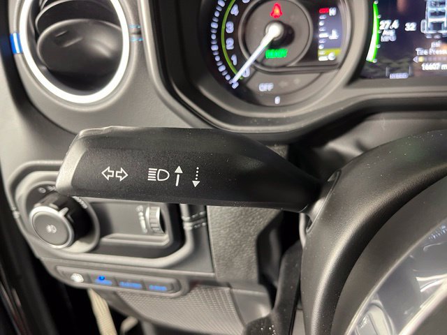 Used 2024 Jeep Wrangler High Altitude AWD/4WD image 23