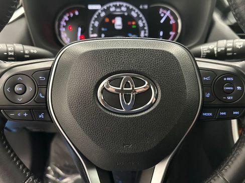 Used 2019 Toyota RAV4 Adventure w/ Cold Weather Package AWD/4WD image 16