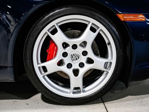 Used 2006 Porsche 911 Carrera S RWD image 49