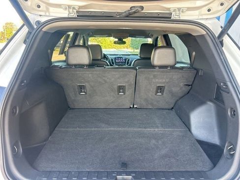 Used 2021 Chevrolet Equinox Premier image 8