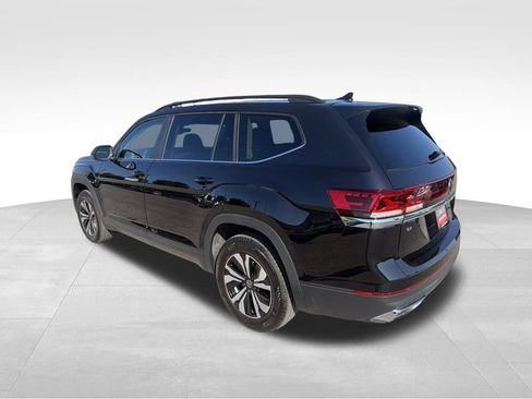 Used 2024 Volkswagen Atlas SE FWD image 6