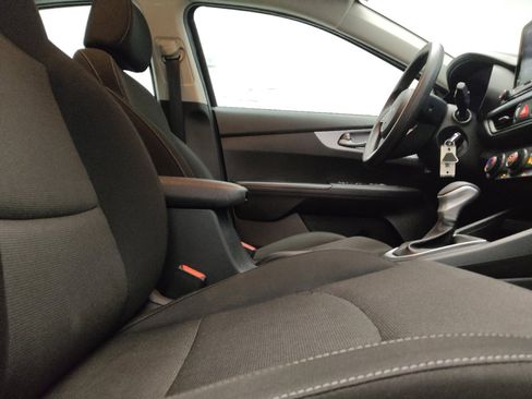 Used 2022 Kia Forte LXS FWD image 21