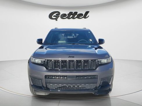 Used 2024 Jeep Grand Cherokee L Altitude AWD/4WD image 2