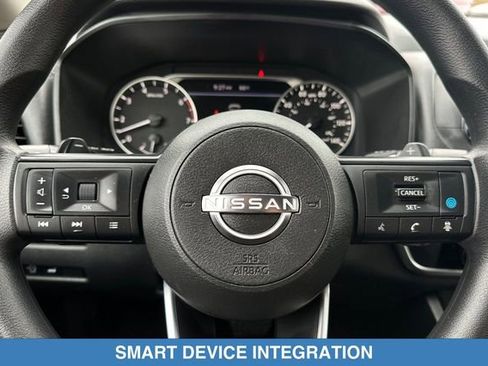 Used 2024 Nissan Rogue SV AWD/4WD image 25