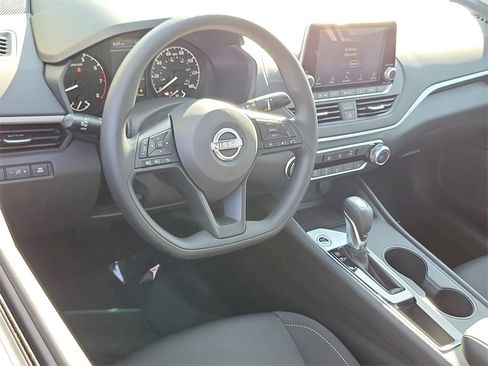 New 2025 Nissan Altima 2.5 S image 3