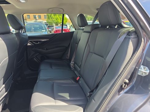 Used 2024 Subaru Outback Limited AWD/4WD image 13