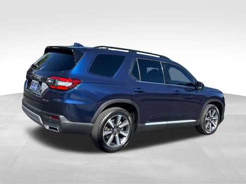 Used 2024 Honda Pilot Elite image 10