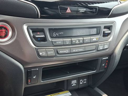 Used 2023 Honda Passport EX-L image 16
