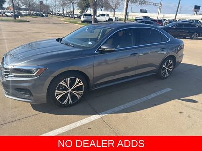 Used 2021 Volkswagen Passat 2.0T SE