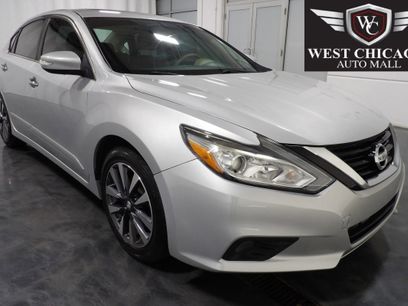 Used 2017 Nissan Altima 2.5 SL w/ Moonroof Package