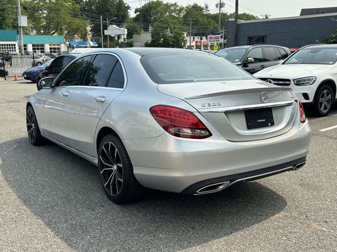 Used 2018 Mercedes-Benz C 300 4MATIC Sedan image 5