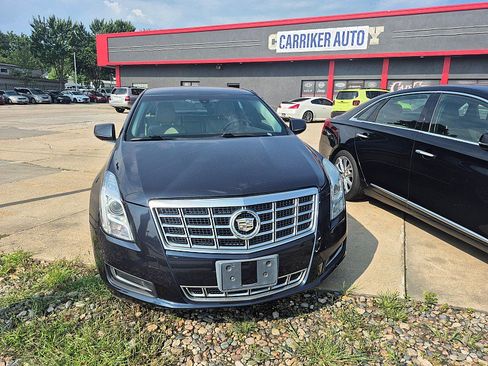 Used 2013 Cadillac XTS FWD image 4