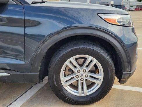 Used 2022 Ford Explorer XLT RWD image 8