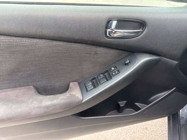 Used 2011 Nissan Altima 2.5 S FWD image 22