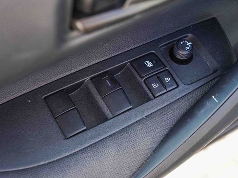 Used 2026 Toyota Corolla LE FWD image 23