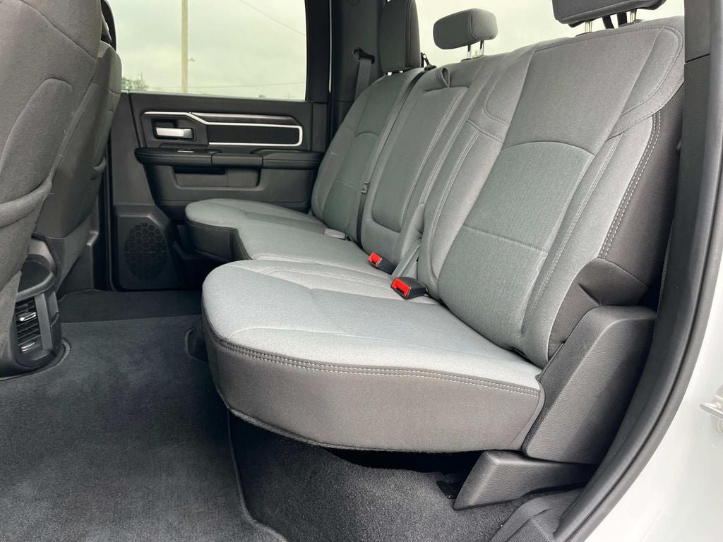 Used 2024 RAM 3500 Big Horn AWD/4WD image 20