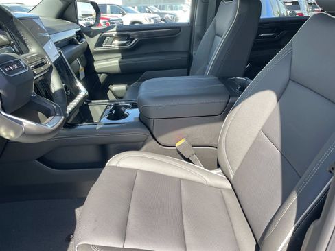 New 2026 GMC Yukon XL Elevation RWD image 19