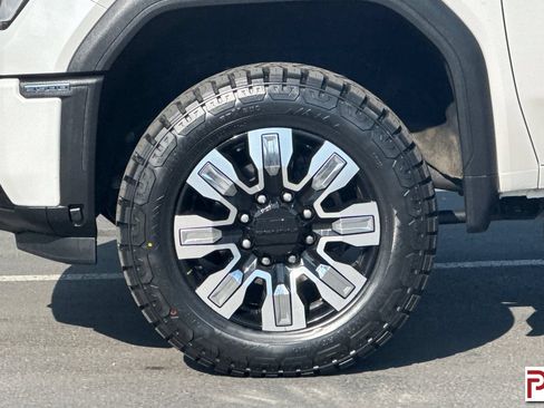 Used 2025 GMC Sierra 3500 Denali w/ Denali Reserve Package AWD/4WD image 33