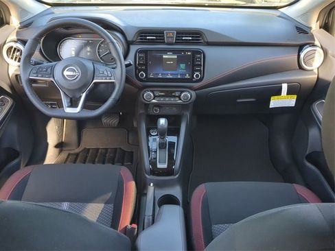 New 2025 Nissan Versa SR w/ Trunk Package image 13
