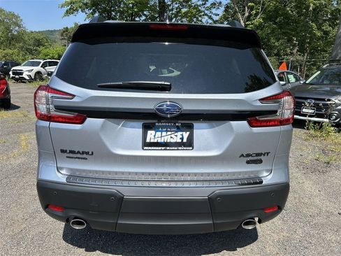 Used 2025 Subaru Ascent Onyx Edition w/ Onyx Package image 17