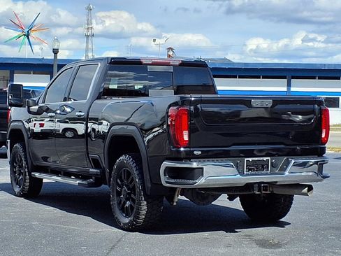 Used 2021 GMC Sierra 2500 SLT w/ SLT Convenience Package image 4
