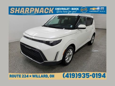 Used 2024 Kia Soul LX w/ Option Group 015 FWD image 1