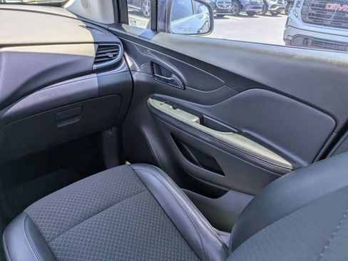 Used 2020 Buick Encore Preferred FWD image 18