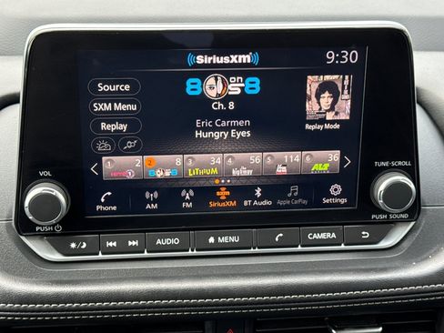 Used 2024 Nissan Rogue SV image 18