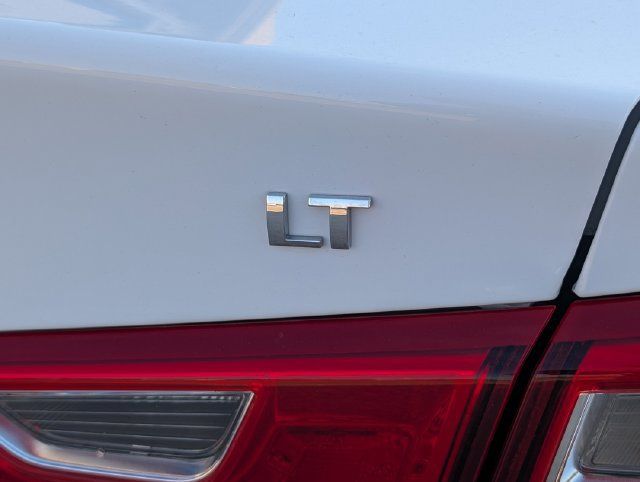 Used 2023 Chevrolet Malibu LT w/ Driver Confidence Package FWD image 31
