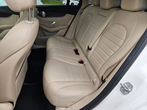 Used 2020 Mercedes-Benz GLC 300 image 13